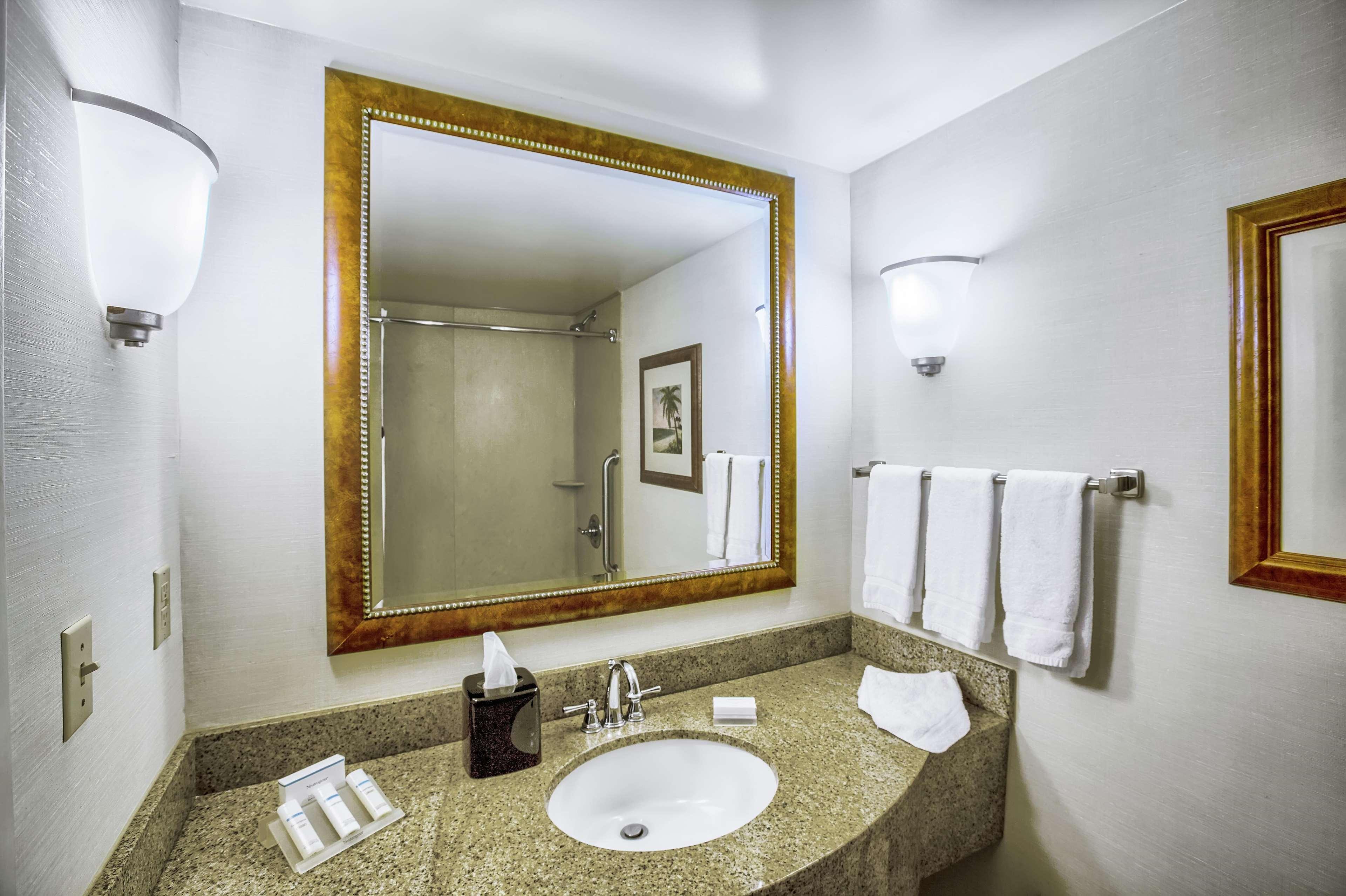 Hilton Garden Inn Kent Island Marina Grasonville Экстерьер фото